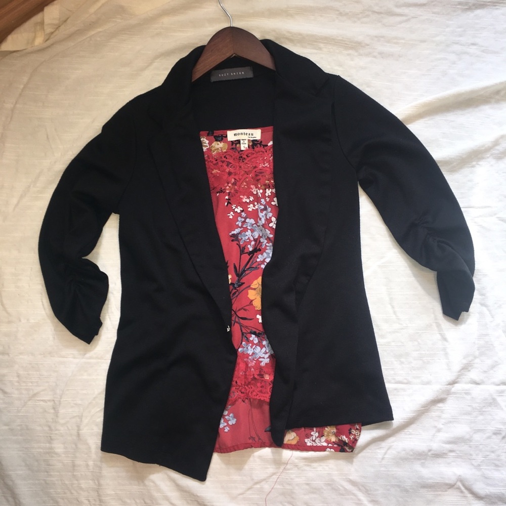 Suzy Shier cloth blazer